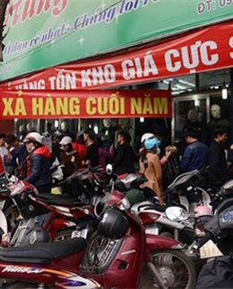 Cảnh giác với hàng giảm giá